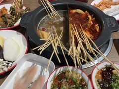 -言玖鲜火锅串串披萨自助(益田假日店)