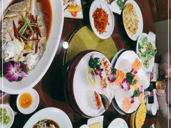 -青瓦餐厅·生鱼片·韩园烤肉(西塔店)