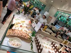 -绿岛港轩海鲜烤肉涮锅自助餐厅
