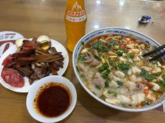 -天发芽·何记葫芦头泡馍·老字号(小南门店)