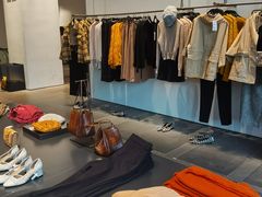 -URBAN REVIVO(深圳华润万象天地店)
