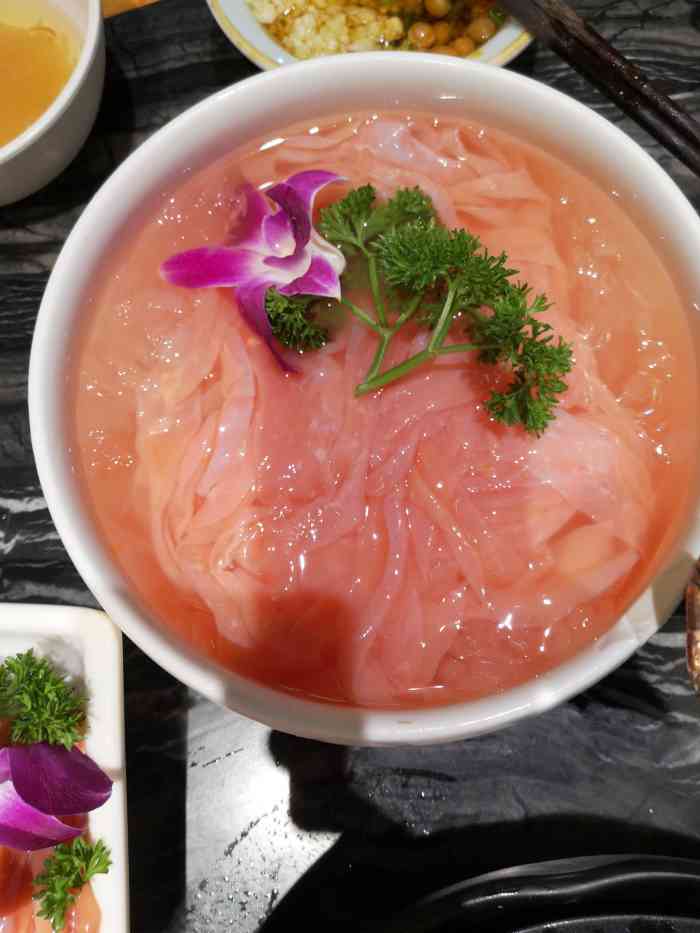 九子龙火锅(阆中直营店)-"本来高高兴兴来阆中玩,第一餐,找了个人气.