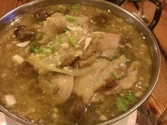 -闯关东东北农家菜(崂山石老人店)