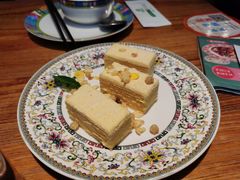 帕芙立-塔哈尔·新疆盛宴(城西银泰店)
