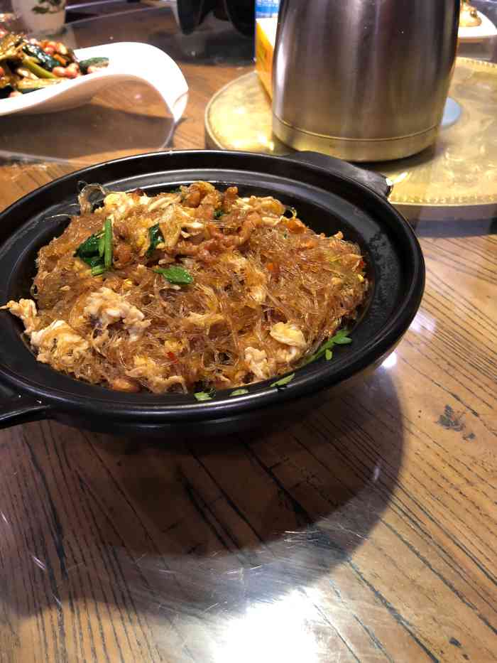 渠村鱼汤馆(振兴路店)-"不知道为什么这么多人吃.环境一般般,楼.