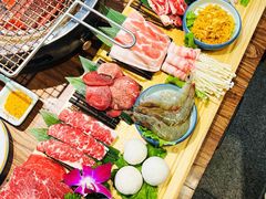 -明洞阿姨·韩式酱蟹烤肉·创意料理(三元桥店)