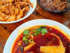 -王菊美食街·王菊面馆(总店)