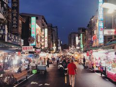 -六合夜市