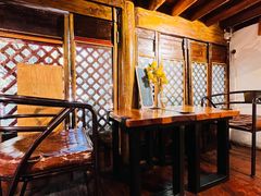 -蓝壁虎咖啡酒馆