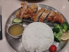 -佰搭果·广式茶餐厅(西华路店)