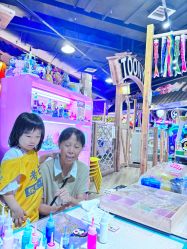 -卡通尼乐园(新达汇三林店)