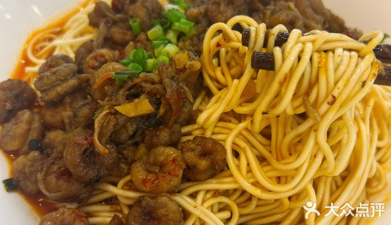 夫子庙景区里的红楼梦主题面馆，来吃面🍜呀！