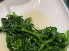 -渝信川菜 · 川味家常菜(财富购物中心店)