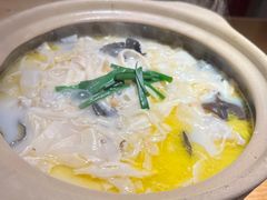 -蜜桃餐厅·伴山(海岸城店)