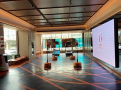 -桔子酒店(上海西藏北路地铁站店)