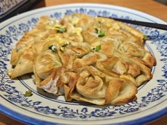 油煎馄饨&nbsp;&nbsp;洋葱炒鳝丝&nbsp;蒸-得意楼蒸菜馆