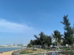 -万绿园