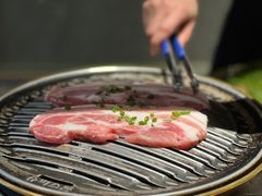 -草家酱蟹炭火烤肉店(珲春南路二店)