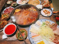 -周小明火锅(黑金冠社区店)