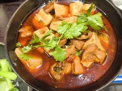 -古都历食南京菜·烤鸭·鸭血粉丝·汤包(南京博物院店)