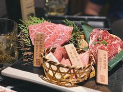 -山川小町·极番烧肉(新地假日广场店)