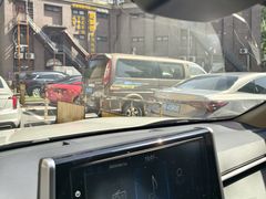 -上海宾馆-停车场