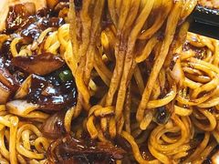 炸酱面-香港饭店0410(明洞店)