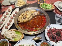 -廖掌柜·重庆鲜货火锅(上海首店)