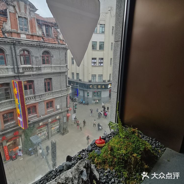 外滩附近一定要来打卡这家漂亮饭[爱吃]