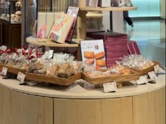 -CARINO BAKERY&CAFE(人广来福士店)
