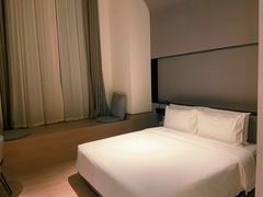 -上海虹桥中心爱琴海亚朵S酒店