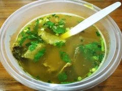 牛肉咖喱汤-许记生煎(遵义路店)
