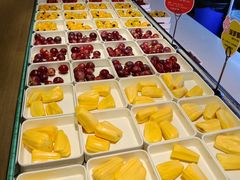 -涨巢·潮玩水疗局