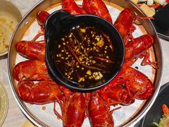 -巴厘龙虾·榜首油焖大虾(音乐学院·沿江酒馆店)