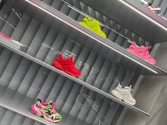 -BALENCIAGA(德基广场店)