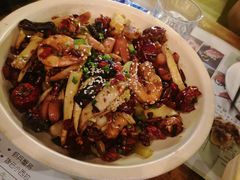 麻辣香锅-食尚胡桃音乐酒馆(滨海店)