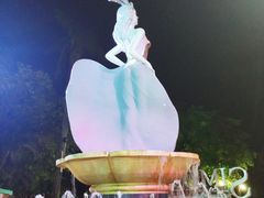 -西蒙人妖秀