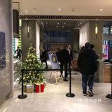 50楼可以上楼更高的楼层，楼层上的景色独好，哈哈哈