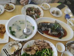 -鹏城人家海鲜酒家·23年老字号(较场尾店)