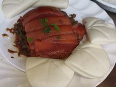 -东口码头·烧鸽子·鱼头泡饼·地方菜(金鹰悦城店)