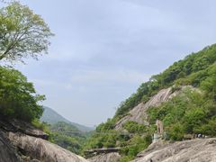 -燕子河大峡谷天坑仙境