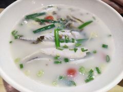 雪菜黄鱼面-玖鲜小笼(中山广场店)