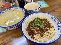 -雪琴面馆富安特色鱼汤面(城中花园店)