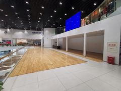 -杭州中沃沃尔沃4S店(滨江区店)