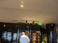 -唐拉雅秀酒店-西锦汇空中BBQ·思创餐厅