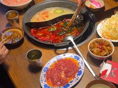 -萍姐火锅·公路夜市(武汉首店)