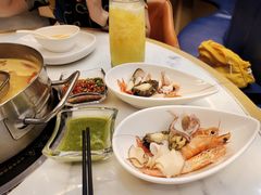 -樾餐厅泰式海鲜火锅(民歌湖店)