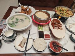 -梅利汴京烤鸭•开封豫菜地标店(东司门店)
