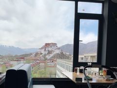 -平措康桑·和牛自助观景餐厅(布达拉宫店)