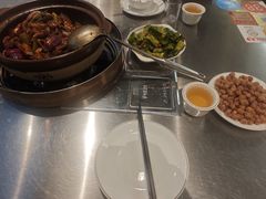 -胡须佬鸡煲四季火锅店(石厦西村直营店)